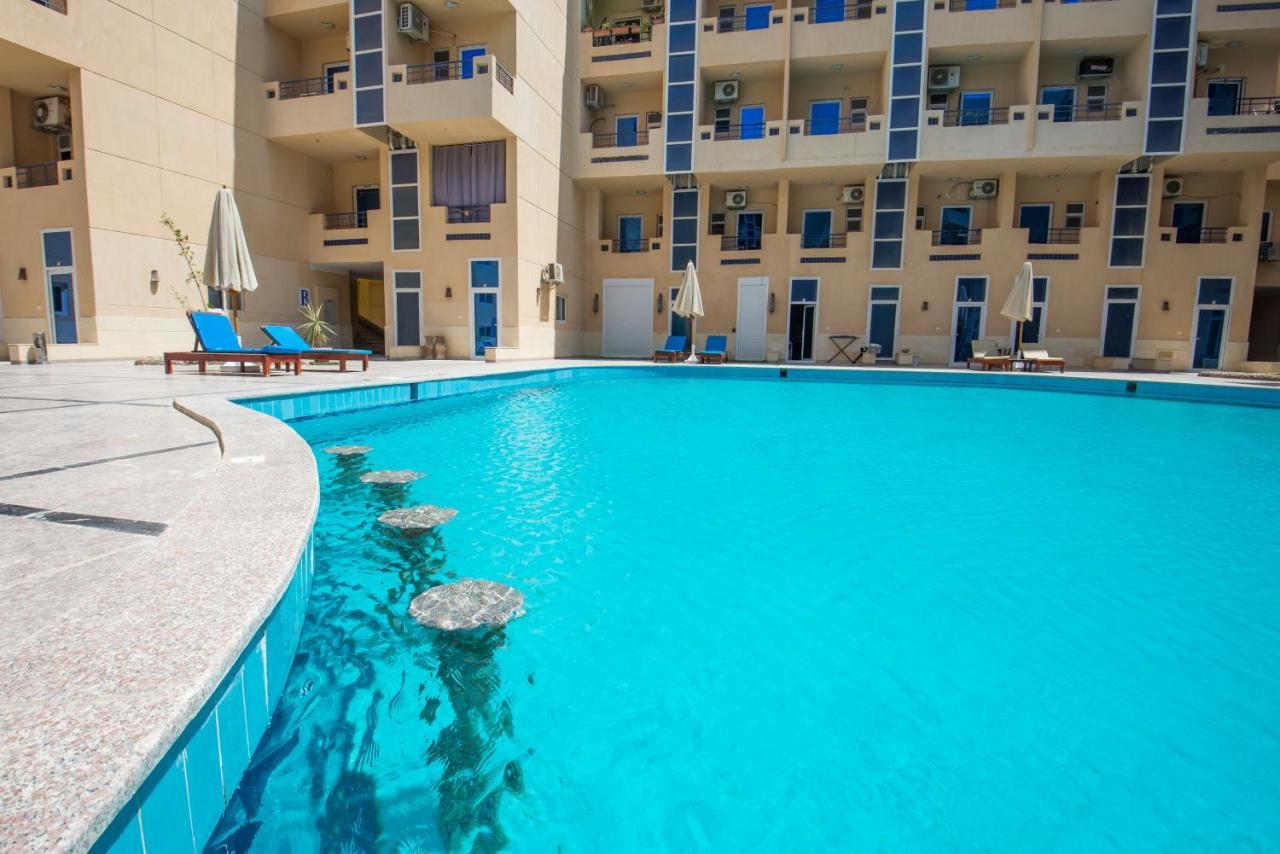 Poolside With Patio Near El Gouna Apartment Hurghada Bagian luar foto