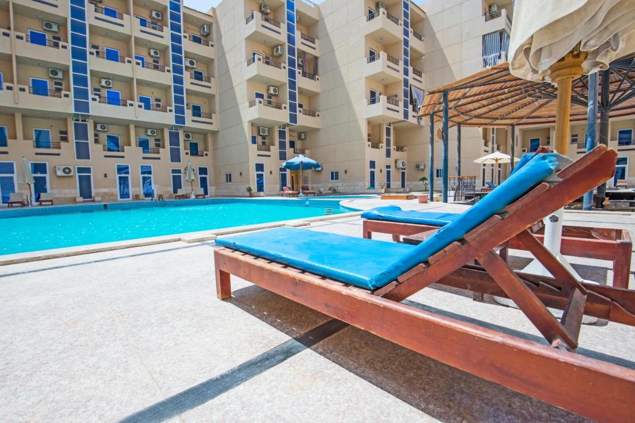 Poolside With Patio Near El Gouna Apartment Hurghada Bagian luar foto